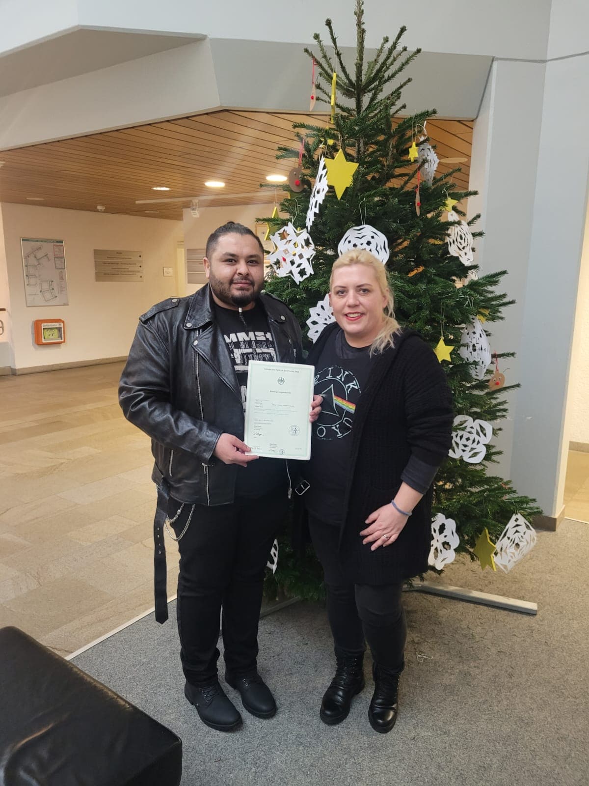 Einbürgerung: Warten trotz Reform