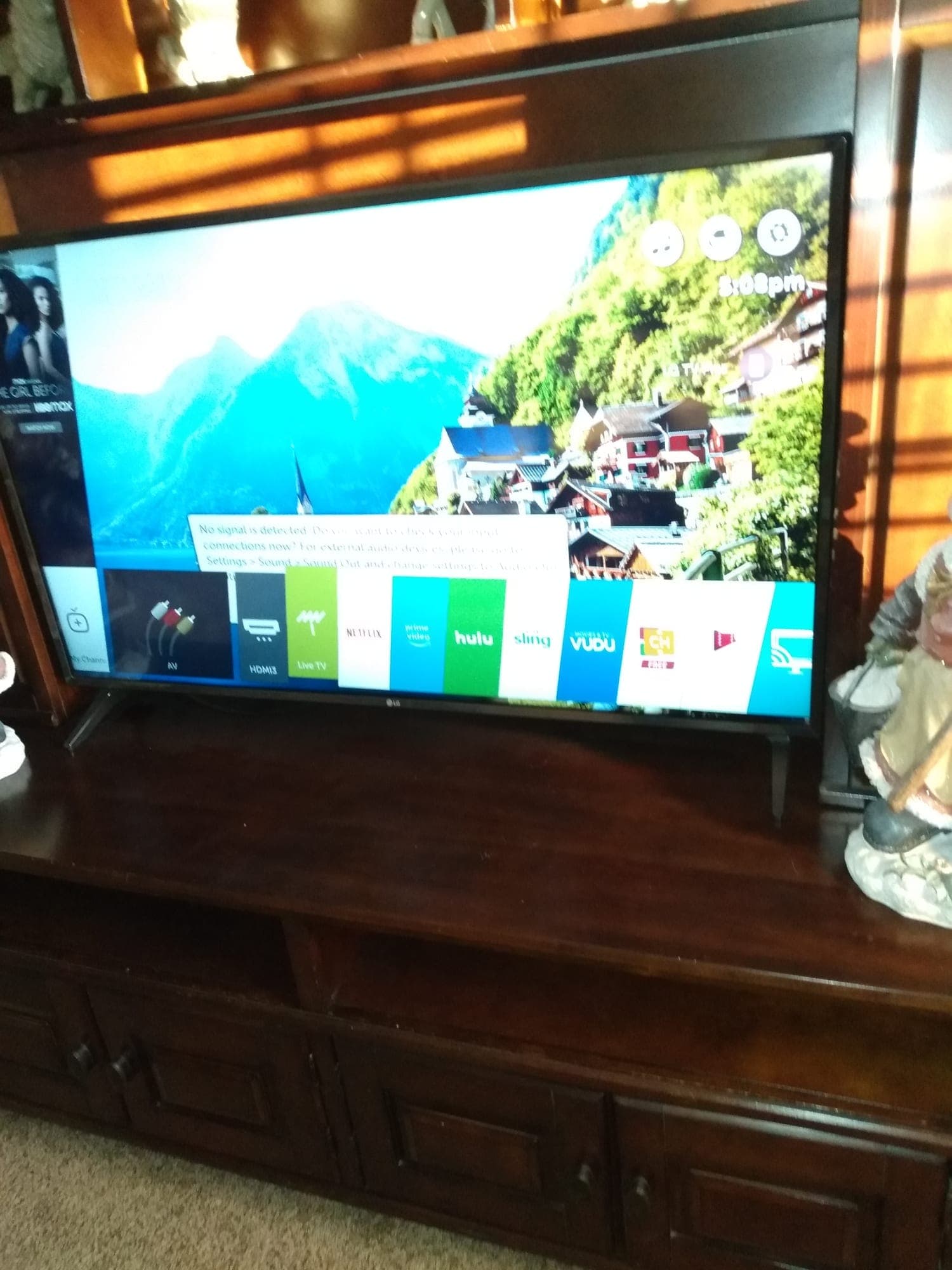 تلفاز LG: ما الذي توافق عليه؟