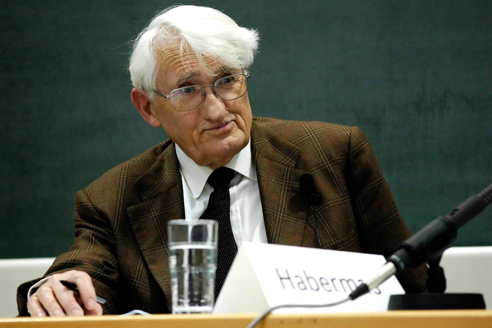 Der Philosoph Jürgen Habermas bei einer Diskussion in München im Jahr 2008