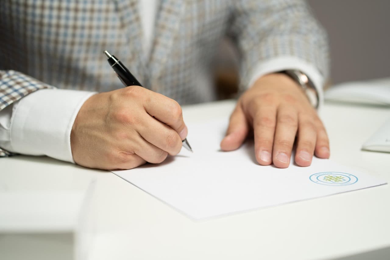 ألمانيا تستبدل ريستر. ماذا يعني لعقدك؟