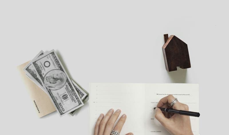 نموذج Anlage N هو المكان الذي تدخل فيه بيانات Pendlerpauschale Anlage N German tax form Steuererklaerung document close-up