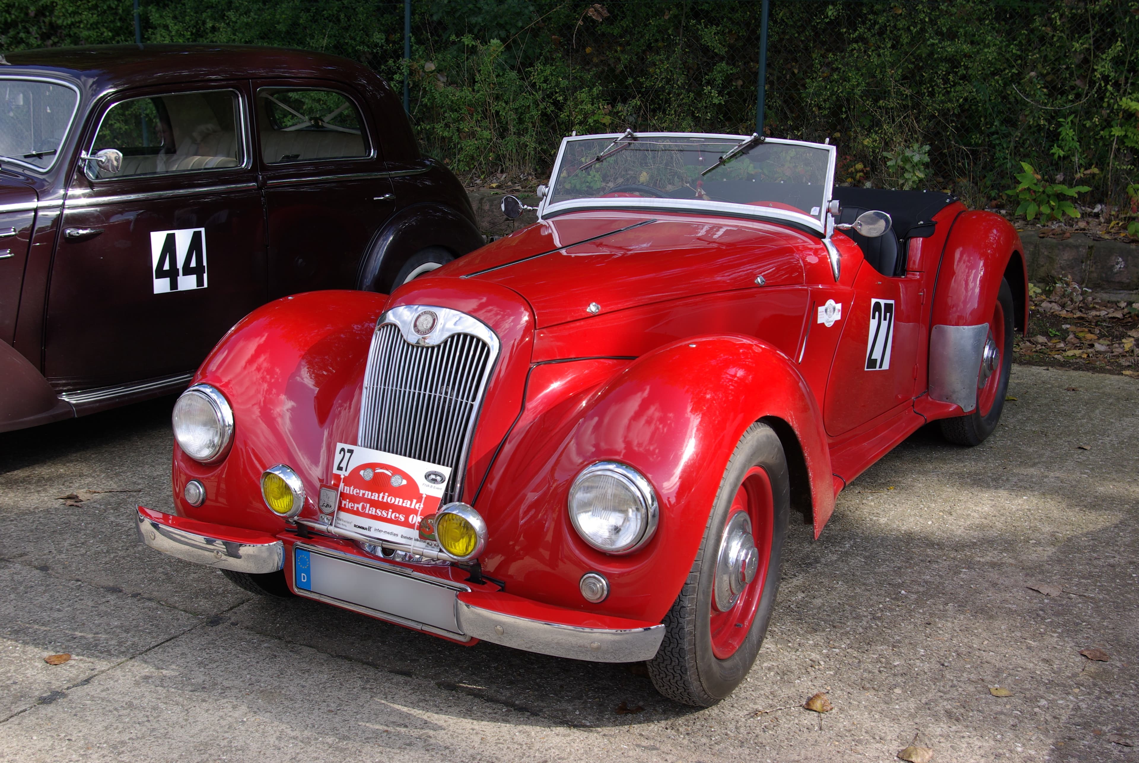 وثيقة ناقصة قد تكلّفك إقامتك