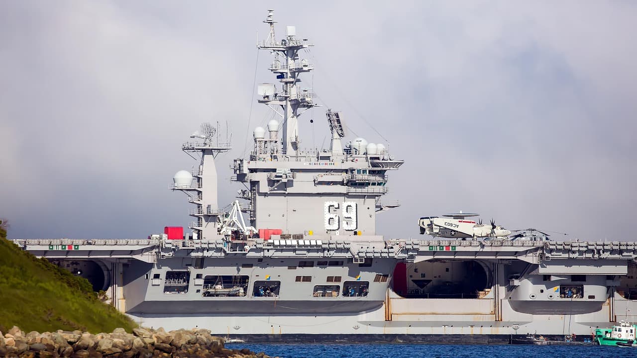 حصار هرمز يبدأ ومؤتمر السودان في برلين وإضراب لوفتهانزا يتصاعد.. ملخص أخبار الصباح