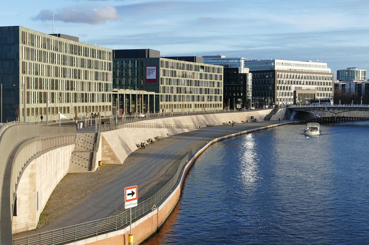 5.512 Euro: Ab hier will Warken mehr