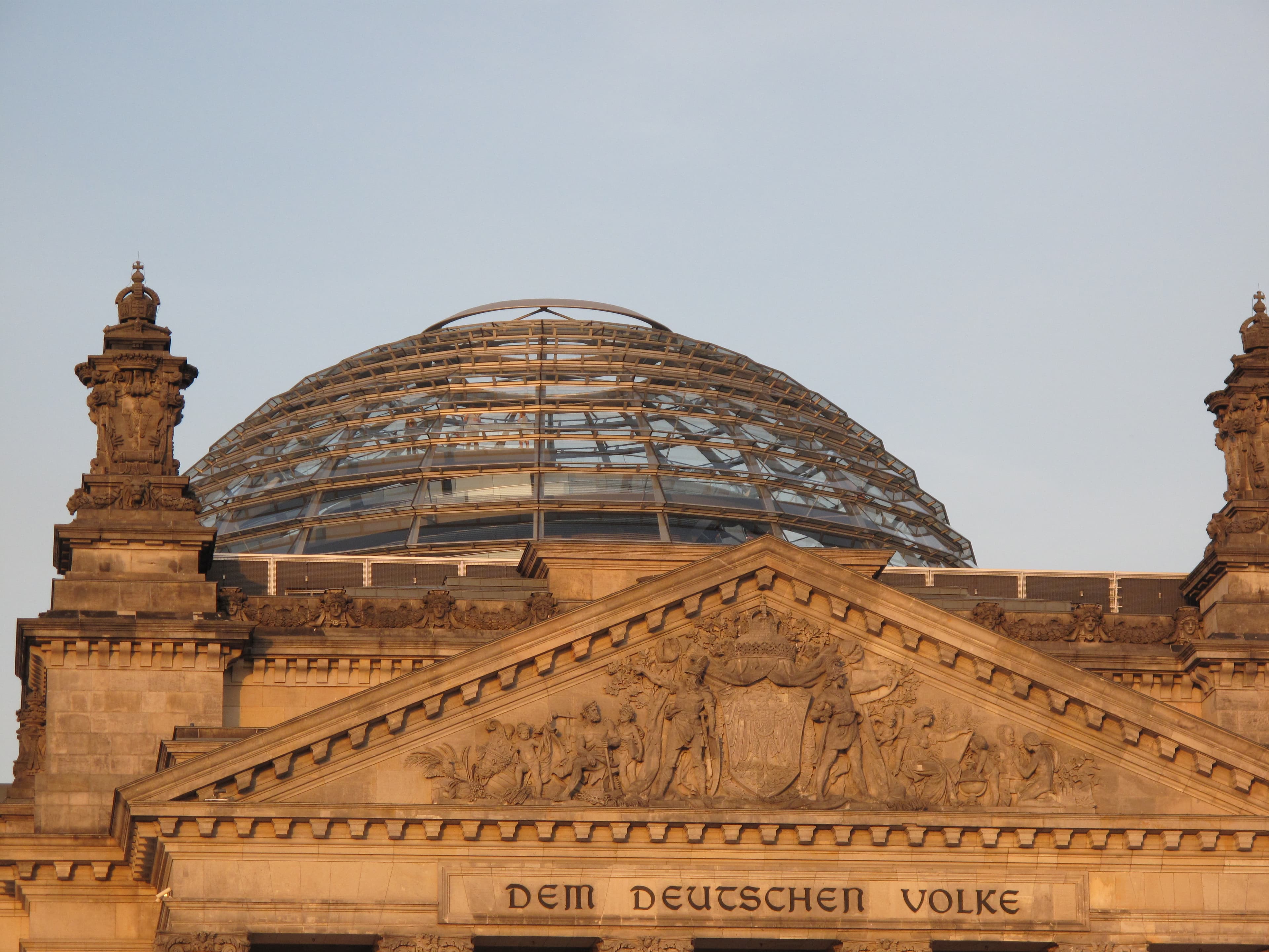 Trump gegen Merz, Hessen kämpft um Syrer