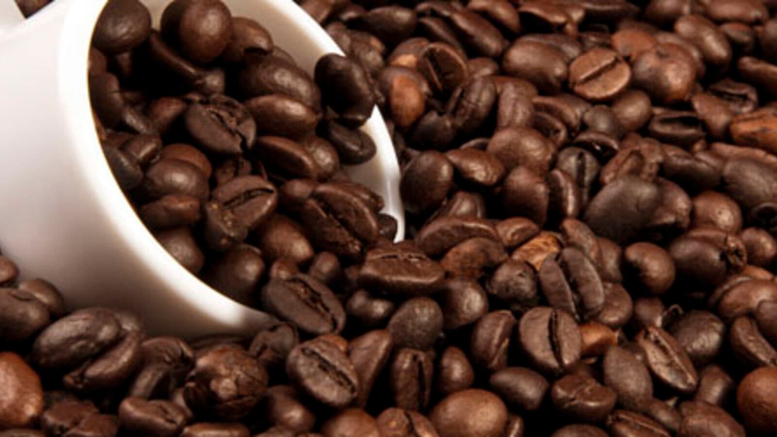 5 أكواب قهوة ليست وصفة صحية